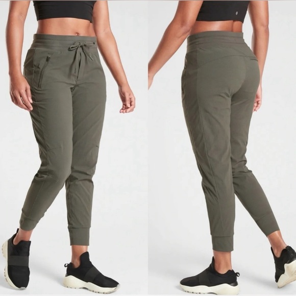 Athleta Trekkie North Jogger 4 petite - Picture 1 of 9